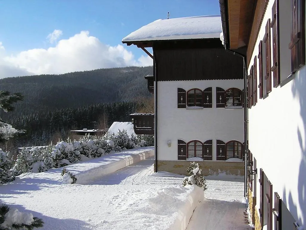 Pension Monte Rosa Spindleruv Mlyn 3*,